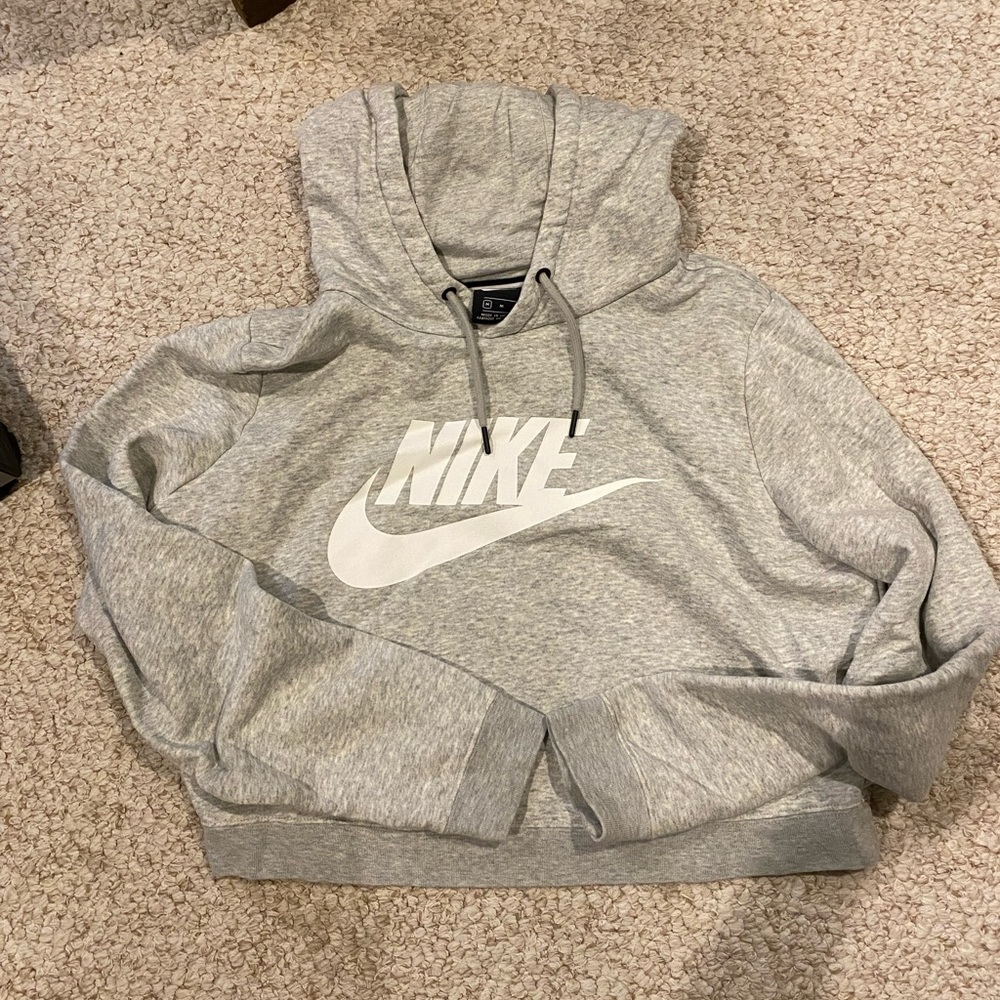 Nike cropped hoodie!!